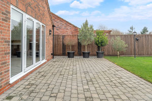 Photo 24- click for photo gallery